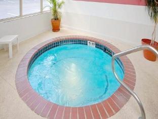 Hotel Quality & North 3*